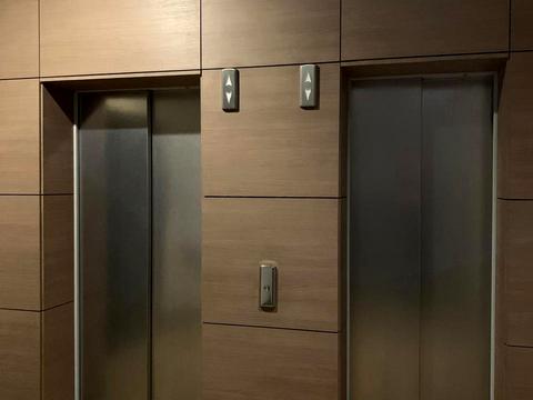 комерційна за адресою Троїцька вул., 33а