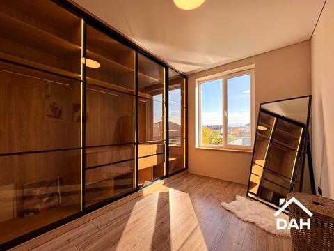 будинок за адресою Янтарна вул.