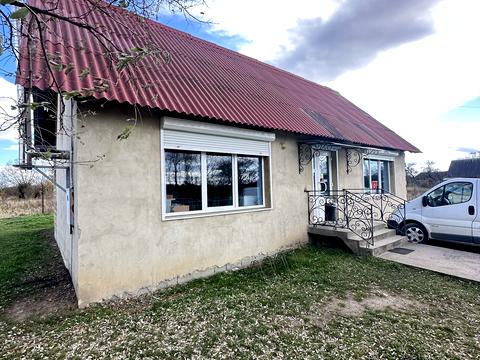 комерційна за адресою мазепи, 36