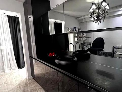 комерційна за адресою Юлії Здановської вул. (Ломоносова), 36-В