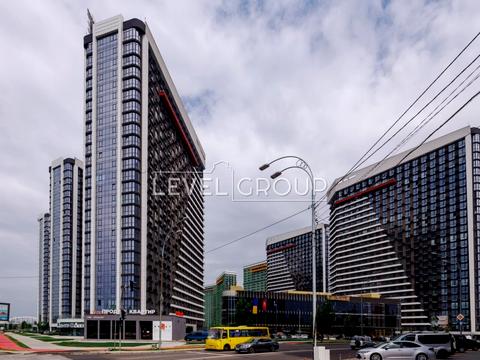 квартира за адресою Причальна вул., 10