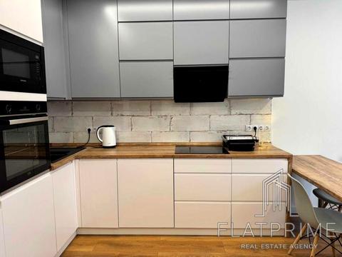 квартира за адресою Практична вул., 1