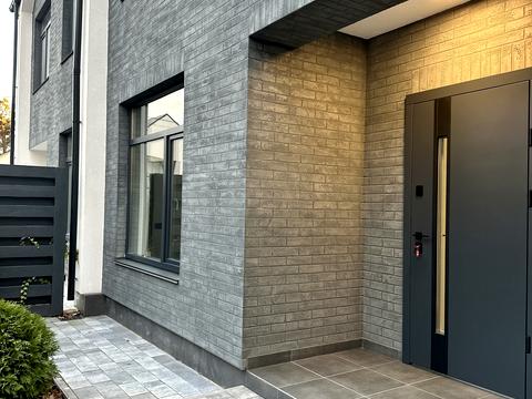 дом по адресу Революції