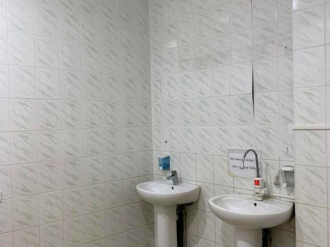 комерційна за адресою Базарна вул., 5/1