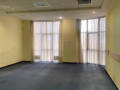 комерційна за адресою Базарна вул., 5/1