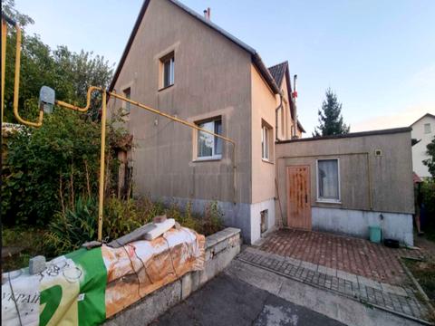 дом по адресу  ул.