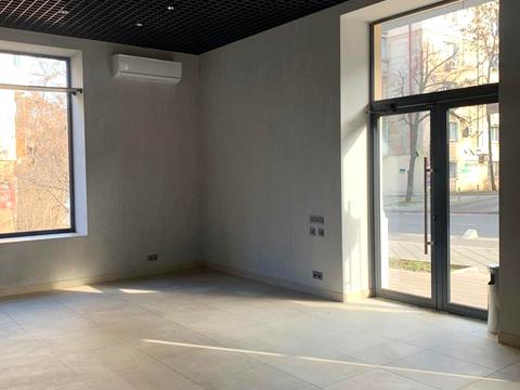 комерційна за адресою Артура Савельєва вул. (Черняховського), 14