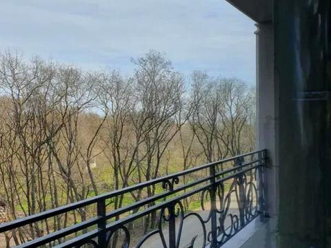 квартира по адресу Дача Ковалевского ул., 91