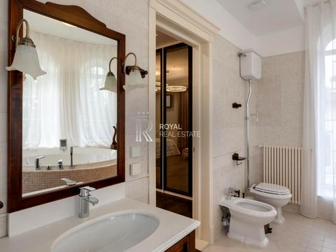 будинок за адресою Оболонська