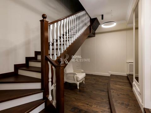 будинок за адресою Оболонська