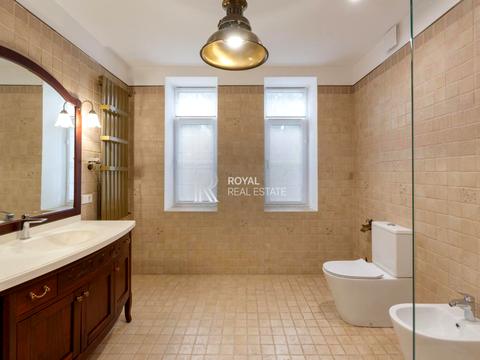 будинок за адресою Оболонська