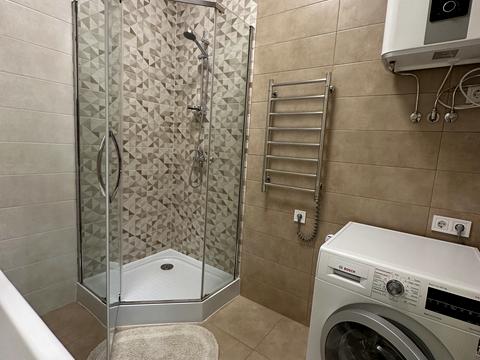 квартира за адресою Зарічна вул., 1