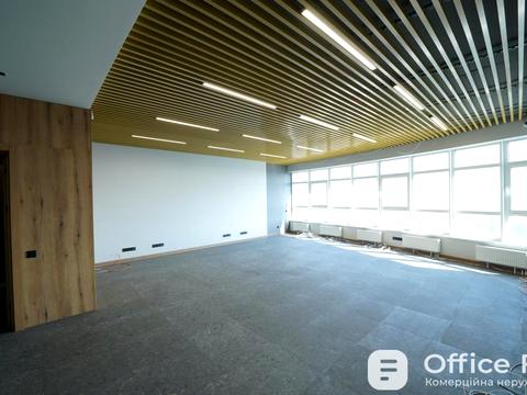 комерційна за адресою Кловський узвіз (Кловський), 7