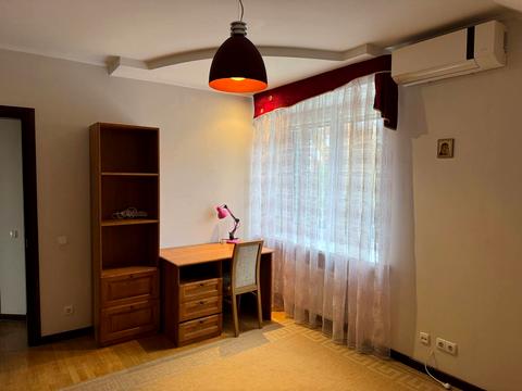 будинок за адресою Київська вул.