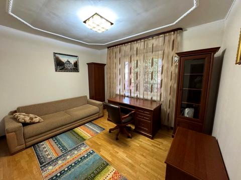 будинок за адресою Київська вул.