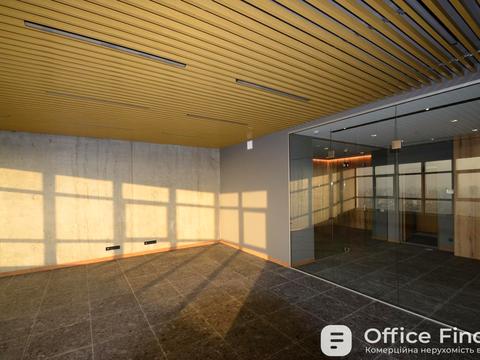 комерційна за адресою Кловський узвіз (Кловський), 7