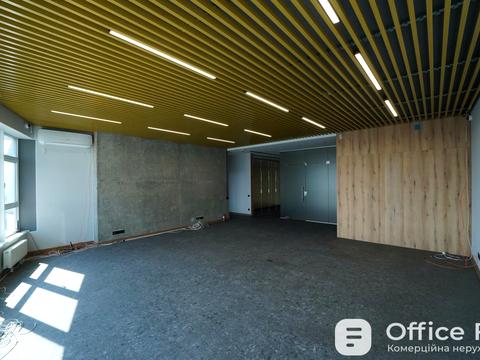 комерційна за адресою Кловський узвіз (Кловський), 7