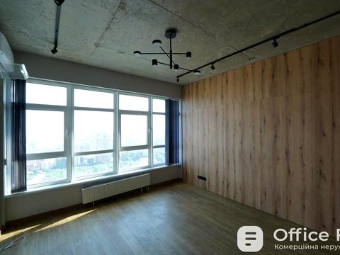 комерційна за адресою Кловський узвіз (Кловський), 7