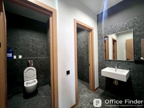 комерційна за адресою Кловський узвіз (Кловський), 7