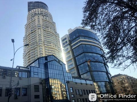 комерційна за адресою Кловський узвіз (Кловський), 7