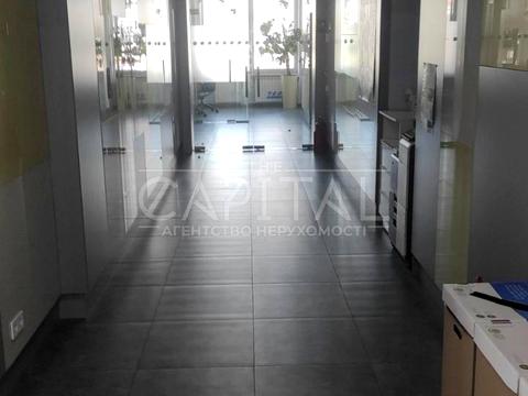 комерційна за адресою Шота Руставелі вул., 39/41