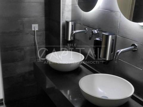 комерційна за адресою Шота Руставелі вул., 39/41