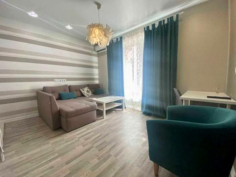 квартира за адресою Левка Лук'яненка вул. (Василя Жуковського), 18