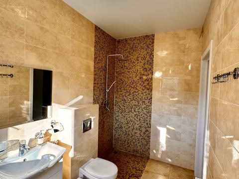 будинок за адресою Польова