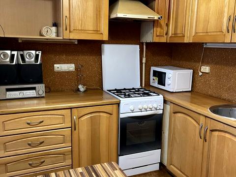 квартира за адресою Перемоги просп., 62б