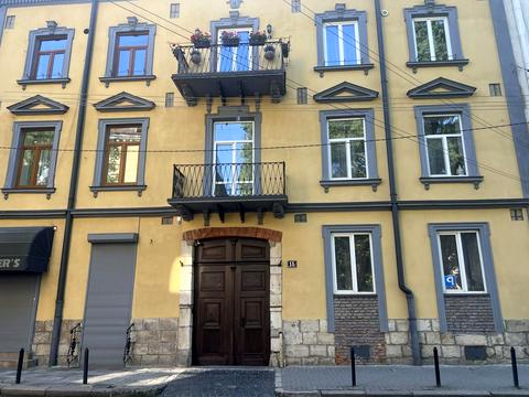 квартира за адресою Мирослава Скорика вул. (Петра Чайковського), 15