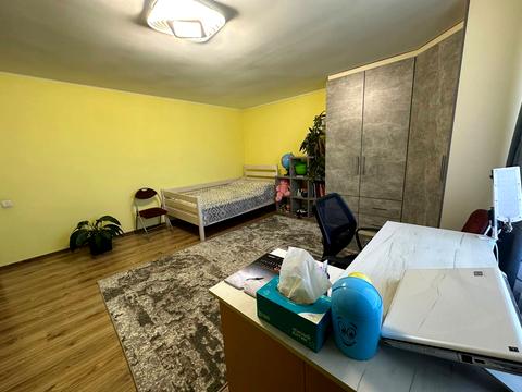 дом по адресу грушевського, 8