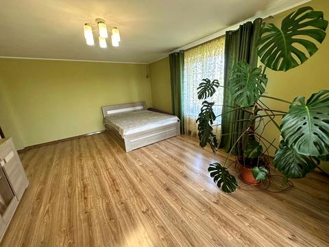 дом по адресу грушевського, 8