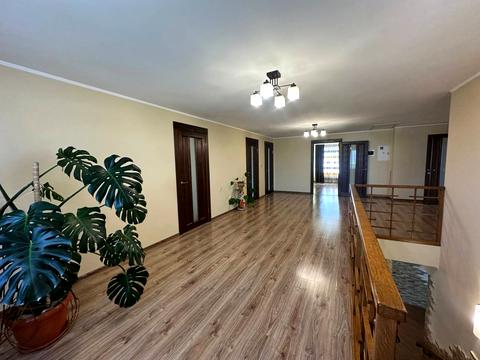 дом по адресу грушевського, 8