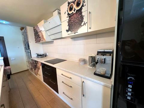 дом по адресу грушевського, 8