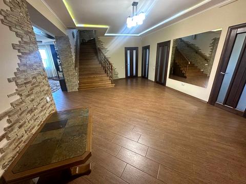 дом по адресу грушевського, 8