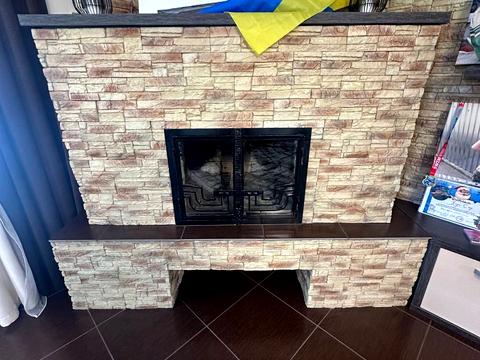 дом по адресу грушевського, 8