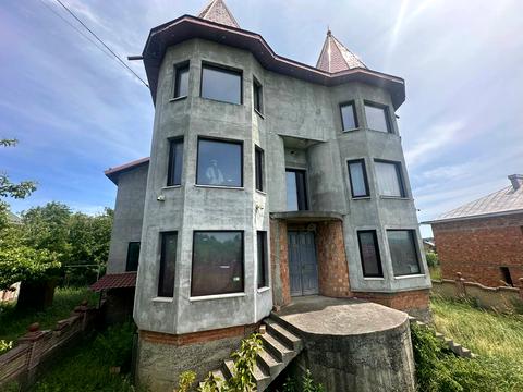 будинок за адресою кар'єрна, 4