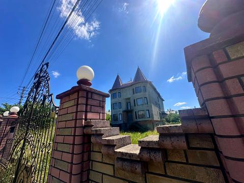 будинок за адресою кар'єрна, 4