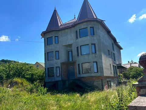 будинок за адресою кар'єрна, 4