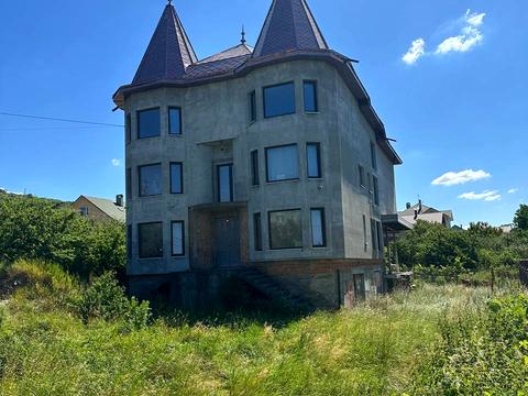 будинок за адресою кар'єрна, 4