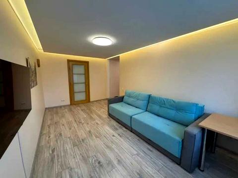 квартира по адресу Славы бульв., 8