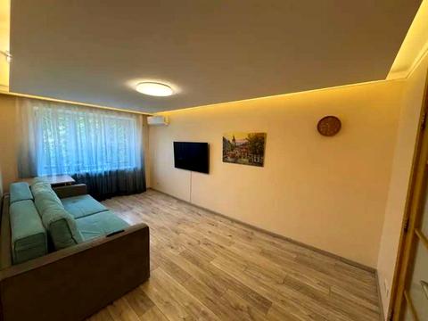 квартира по адресу Славы бульв., 8