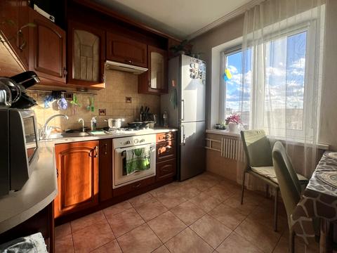 квартира за адресою Степана Бандери вул., 10/3