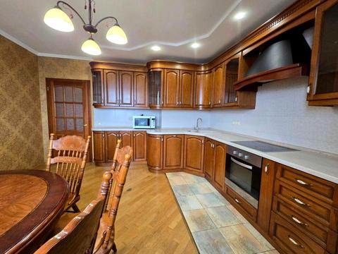 квартира за адресою Генерала Генадія Воробйова вул. (Курська), 13-Е