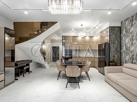 будинок за адресою 53-тя Садова вул.