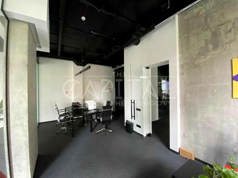 комерційна за адресою Антоновича вул. (Горького), 74