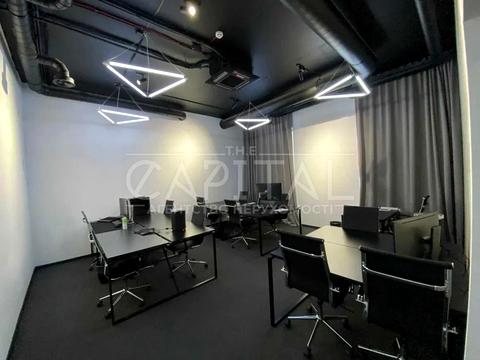 комерційна за адресою Антоновича вул. (Горького), 74