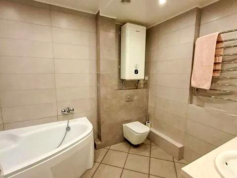 квартира за адресою Драгоманова вул., 2