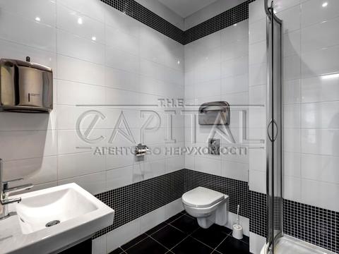 комерційна за адресою Велика Васильківська вул. (Червоноармійська), 72-А