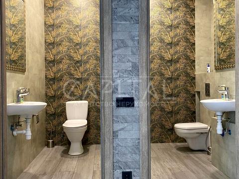 комерційна за адресою Велика Васильківська вул. (Червоноармійська), 72-А